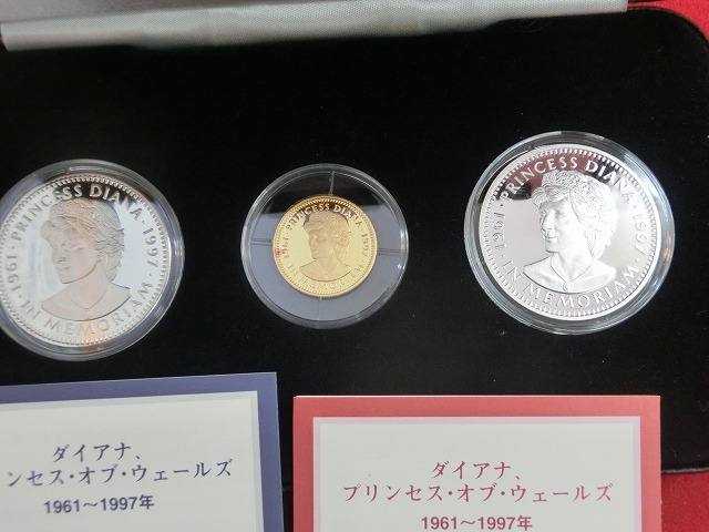 ダイアナ、プリンセス・ウェールズ　100リベリア・ドル　②
