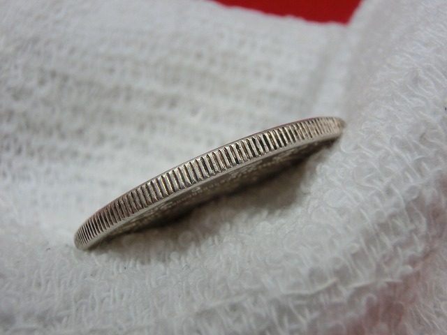 新1円銀貨  明治35年  円銀  小型  古銭  NO-1028