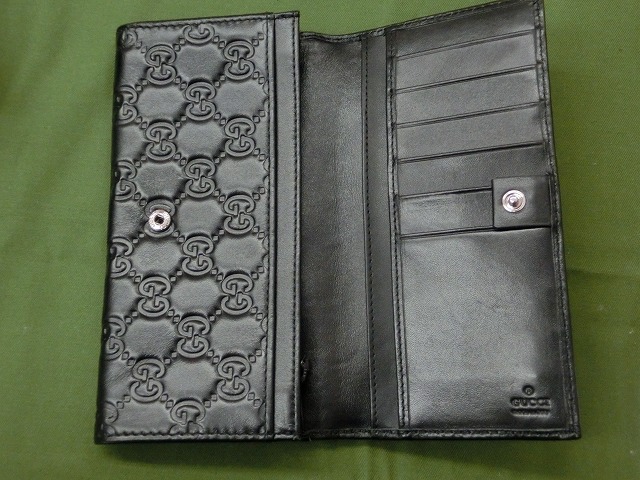 未使用  グッチ グッチシマ 2つ折り長財布 233112