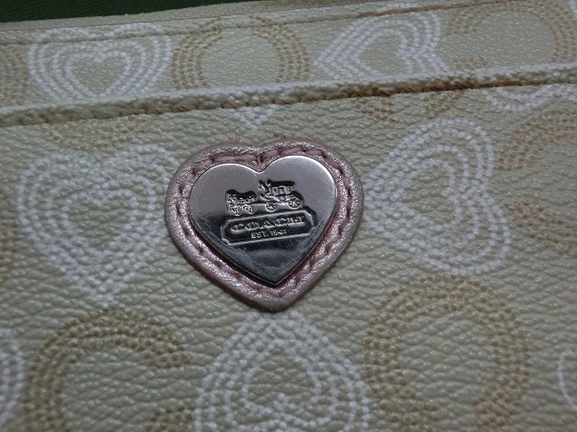 【良品】コーチ COACH 長財布 ウォレット ラウンドファスナー PVC オプアート ハート ロゴ ベージュ