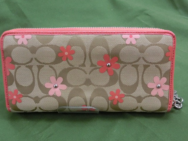 【良品】コーチ 長財布 財布 花柄 ベージュ ピンク レディース