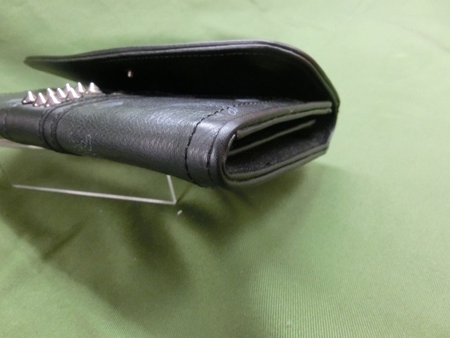 【美品】MCM (エムシーエム)   スタッズ モノグラム レザー  長財布  ヴィセトス ラウンドジップ