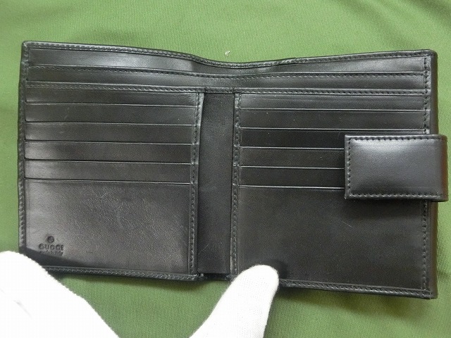 【美品】グッチ  二つ折り財布　ブラック
