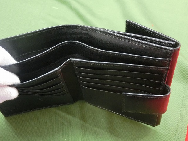 【美品】グッチ  二つ折り財布　ブラック