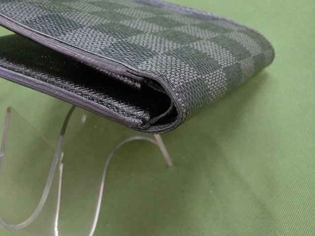 【極美品】ルイヴィトン ダミエ グラフィット ポルトフォイユマルコ N62664  二つ折り財布