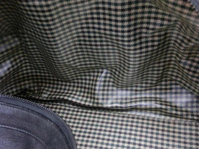 【美品】グルカ GHRUKA ブラックレザー 斜め掛け  2WAYメンズボストンバッグ 黒 ソフトダッフル 旅行鞄