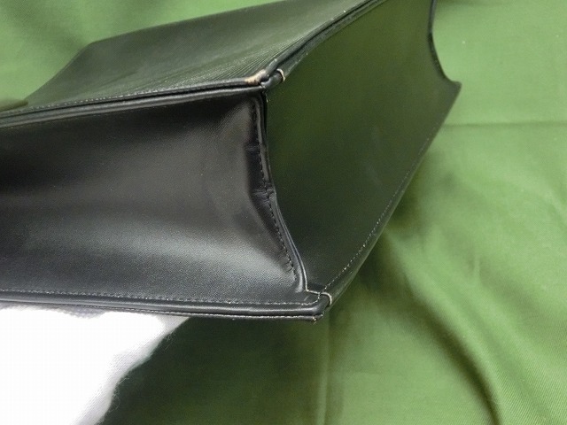 【極美品】ルイヴィトン エピ オンブル 黒 M52102  エピレザー ハンドバッグ