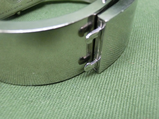 【良品】FENDI フェンディ ブラックダイアル レディース 腕時計 バングル 3250L