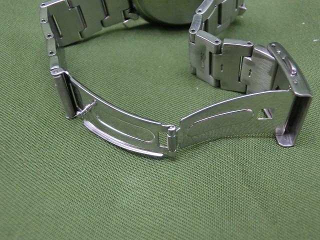 【良品】セイコー V175-0BJ0 クロノグラフ ソーラー ホワイト文字盤 メンズ腕時計